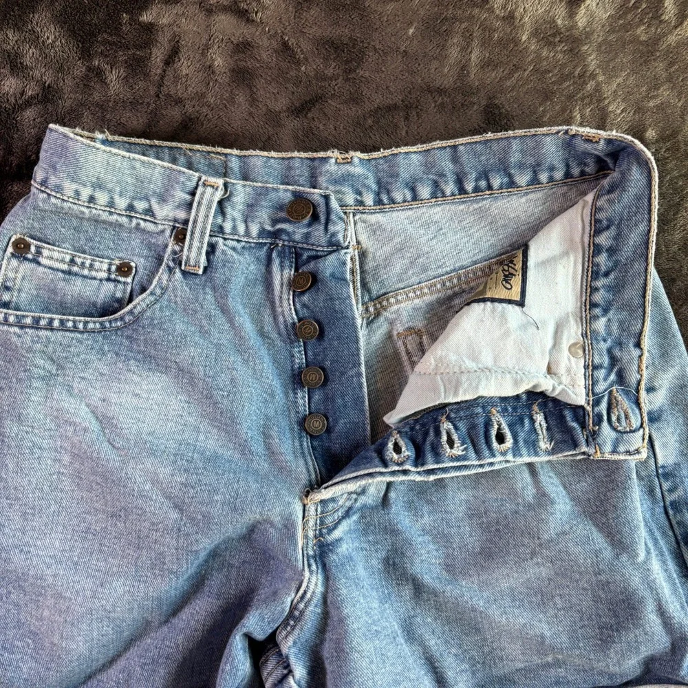 Vintage Mossimo High Waisted Denim Shorts Light Wash Blue‎ Cotton Made in USA 29